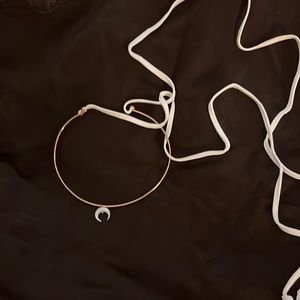 Interesting choker necklace with leather straps